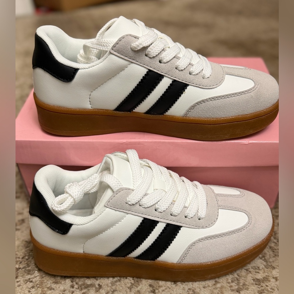 Women's White and Black Low-Top Sneakers with Gum Sole